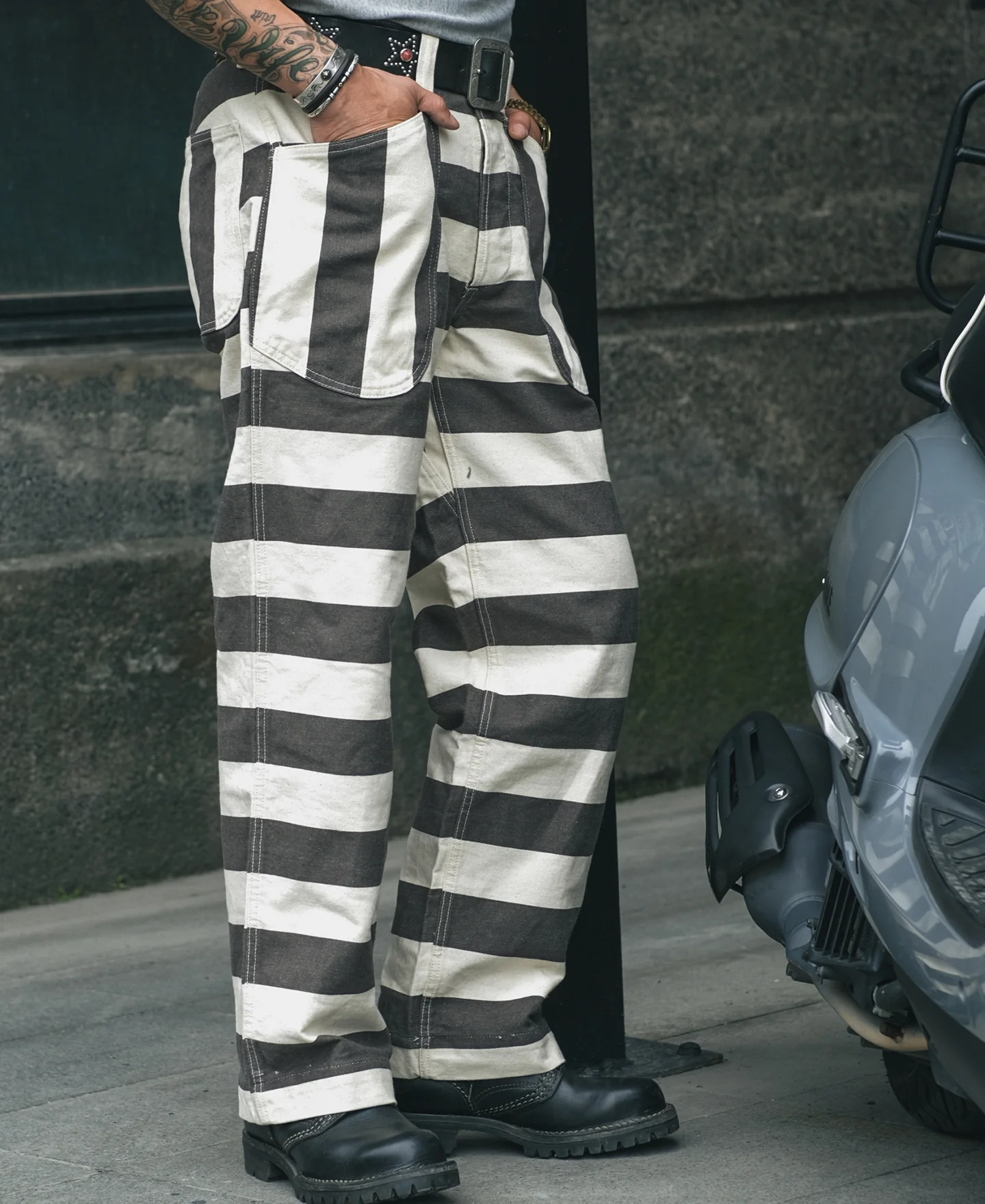 Heavyweight Wide Striped Prisoner Pants - Image 5