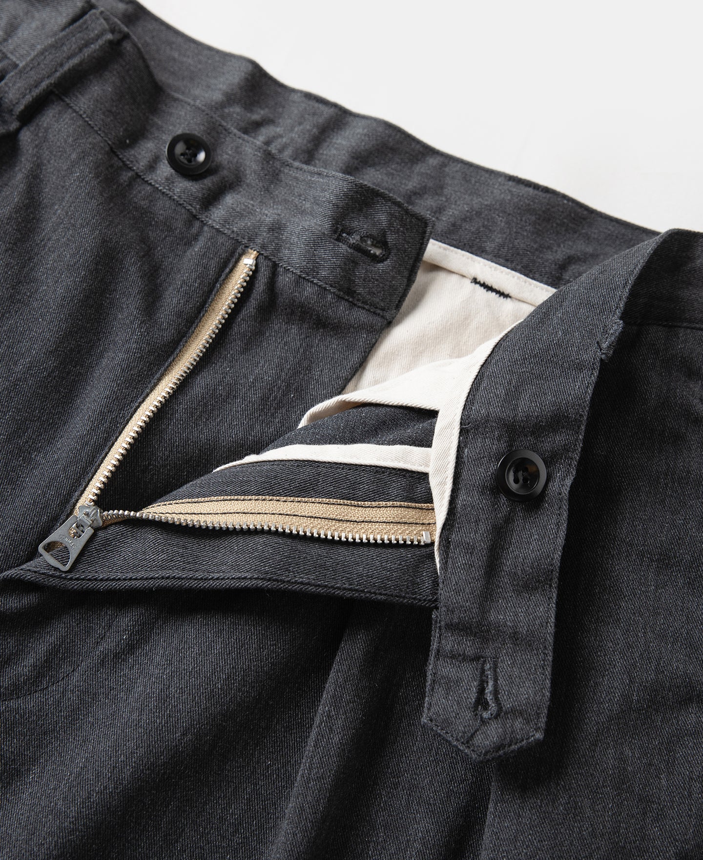 1930s IVY Style Double Pleated Chino Trousers - Image 11