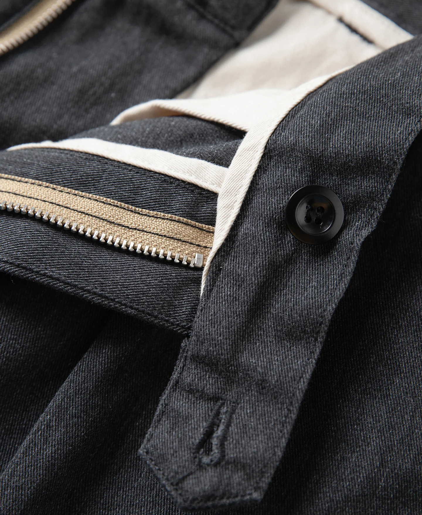 1930s IVY Style Double Pleated Chino Trousers - Image 9