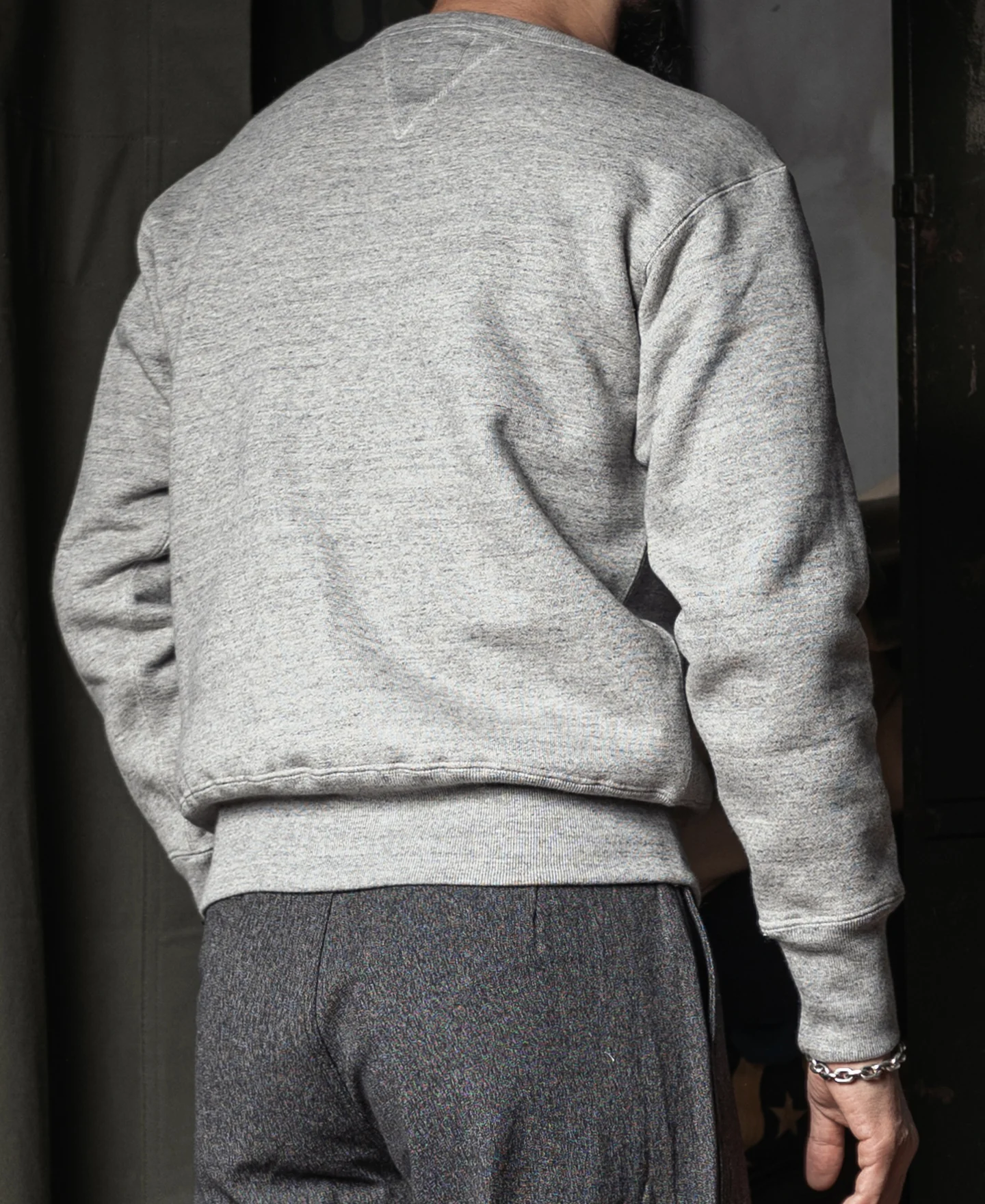 1930s Rugged CCC Black Panther Double V-Neck Insert Sweater - Gray - Image 5