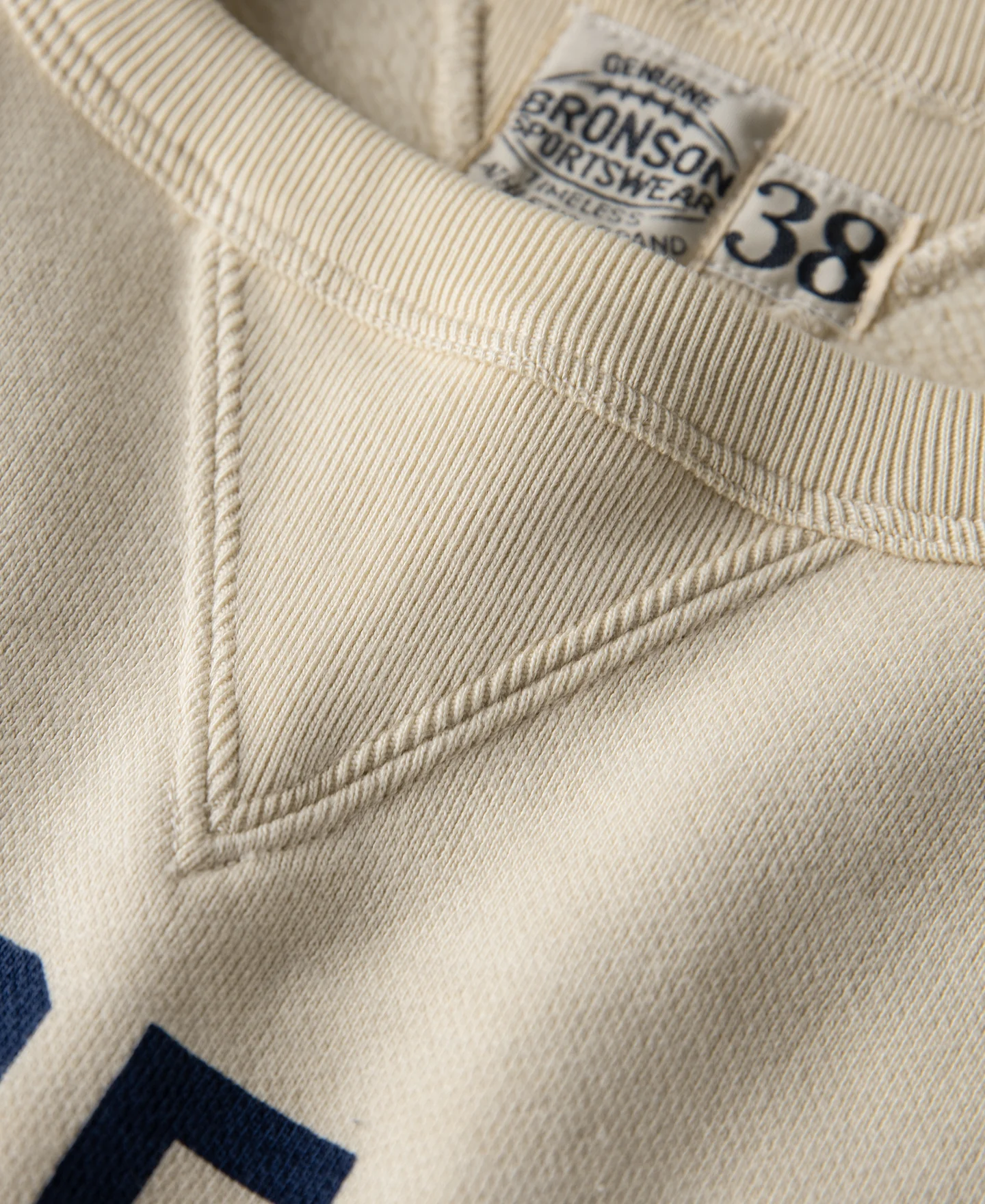 1940s Heavyweight SKI V-Inset Sweater - Apricot - Image 6