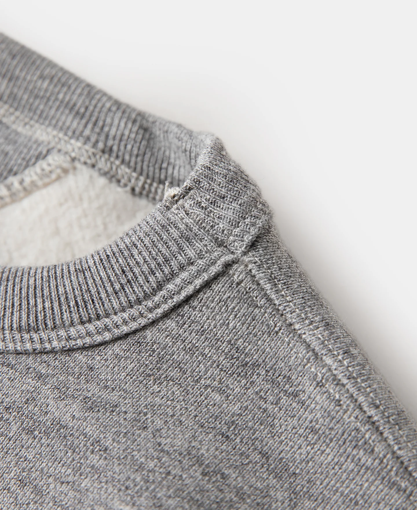 1940s Heavyweight SKI V-Inset Sweater - Gray - Image 11