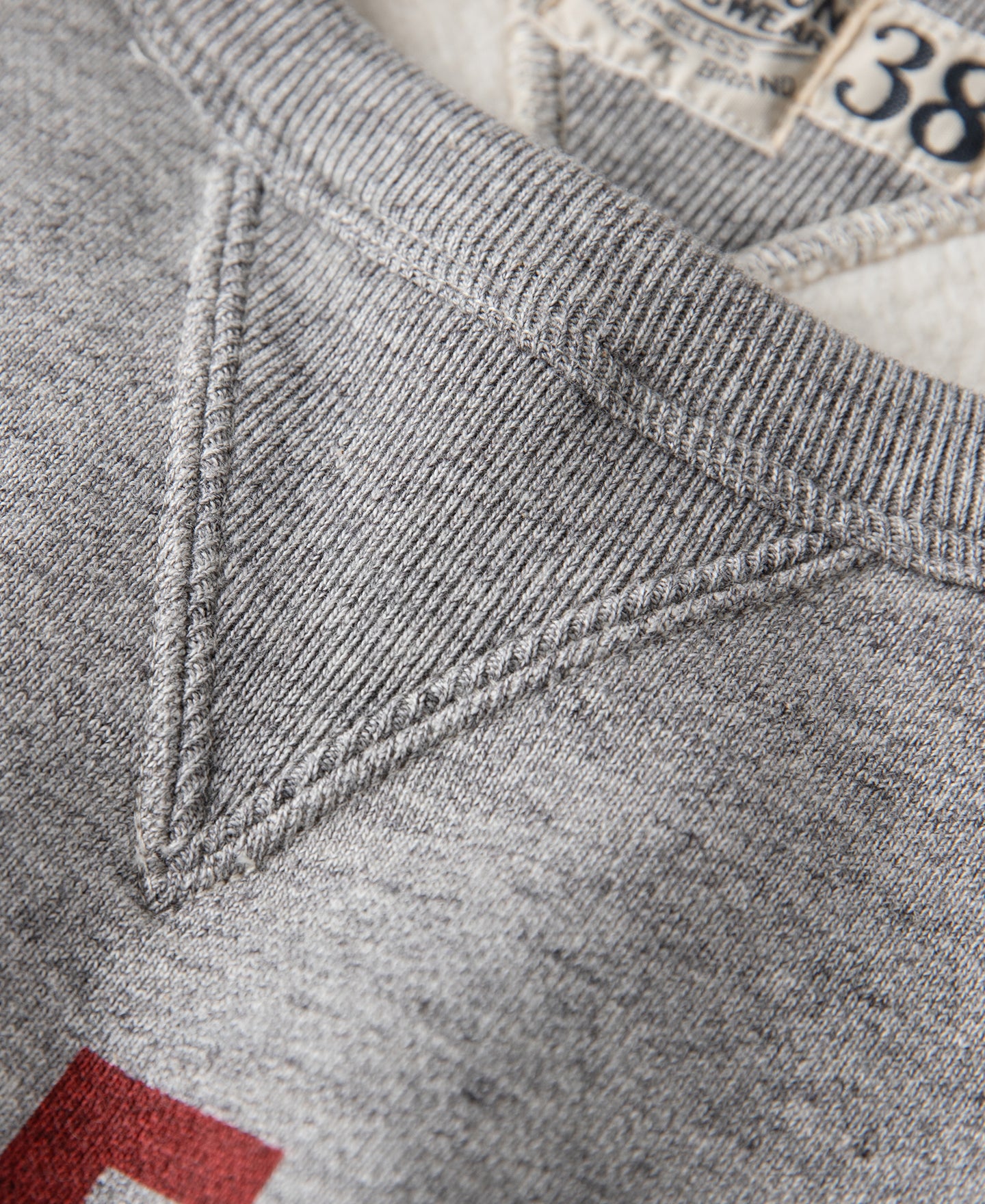 1940s Heavyweight SKI V-Inset Sweater - Gray - Image 8