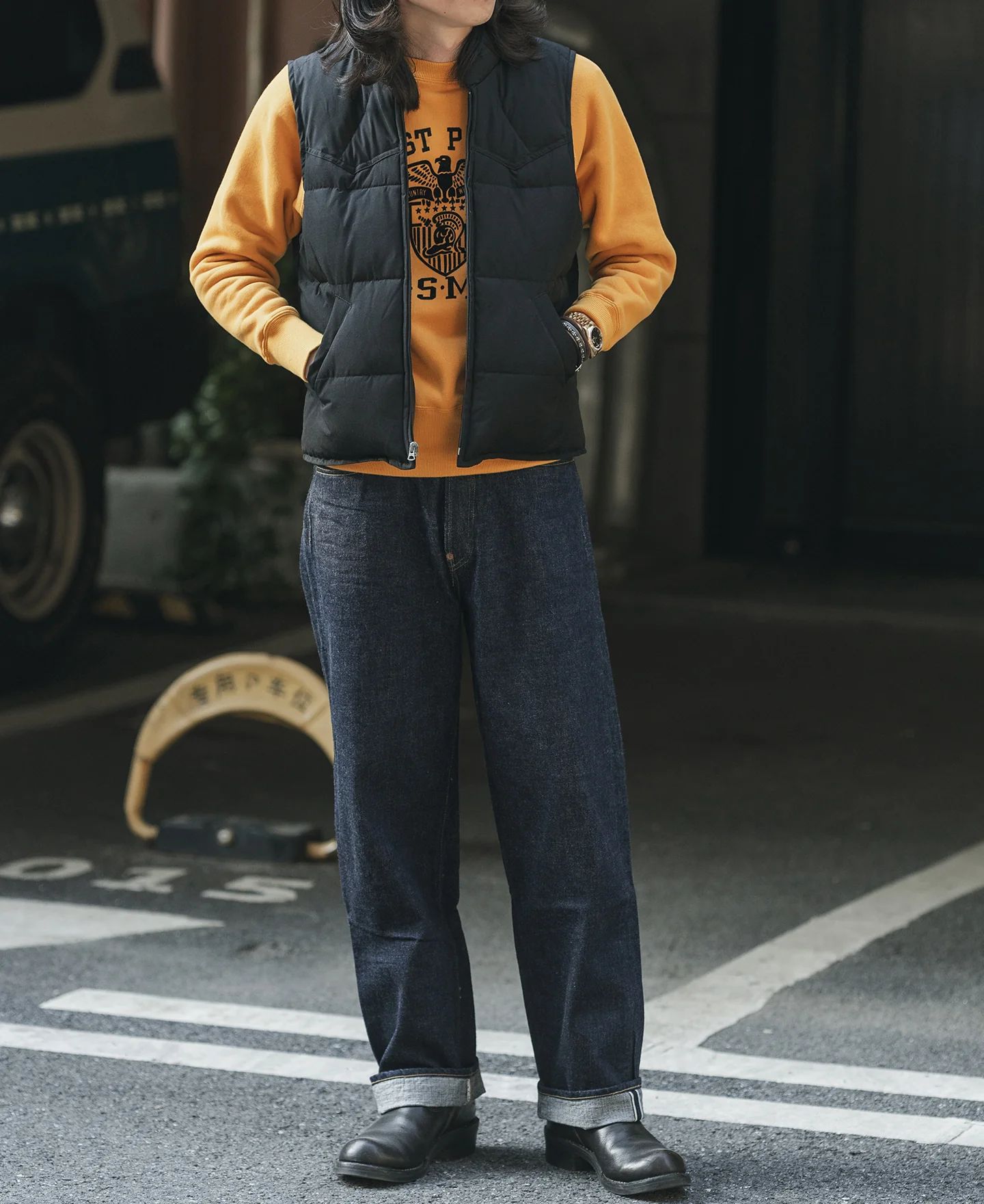 1970s Vintage Quilted Padded Vest - Black - Image 5