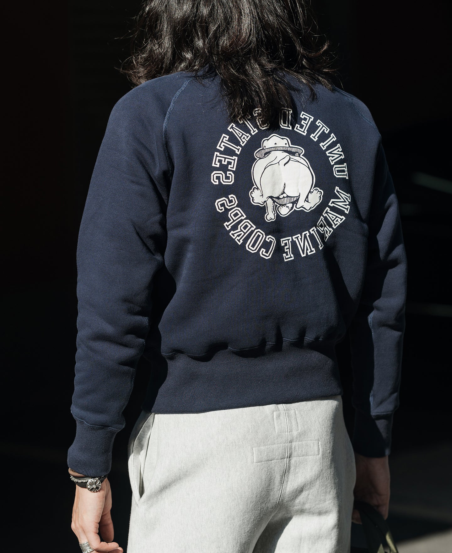 1980s Marine Devil Dog Raglan Sweatshirt - Navy - Image 5
