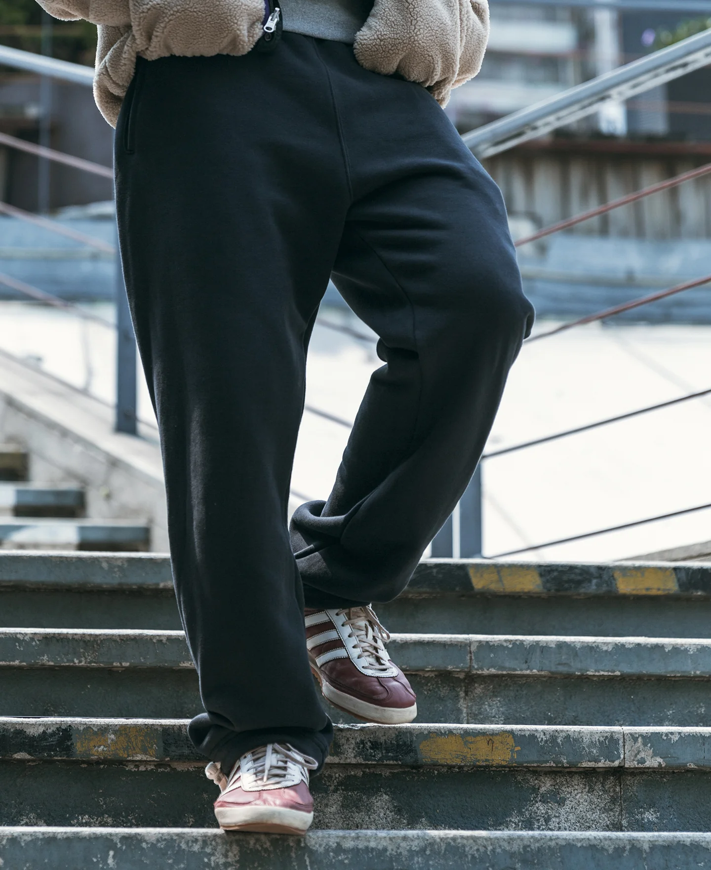 17.6 oz Heavyweight Terry Sweatpants - Black - Image 6