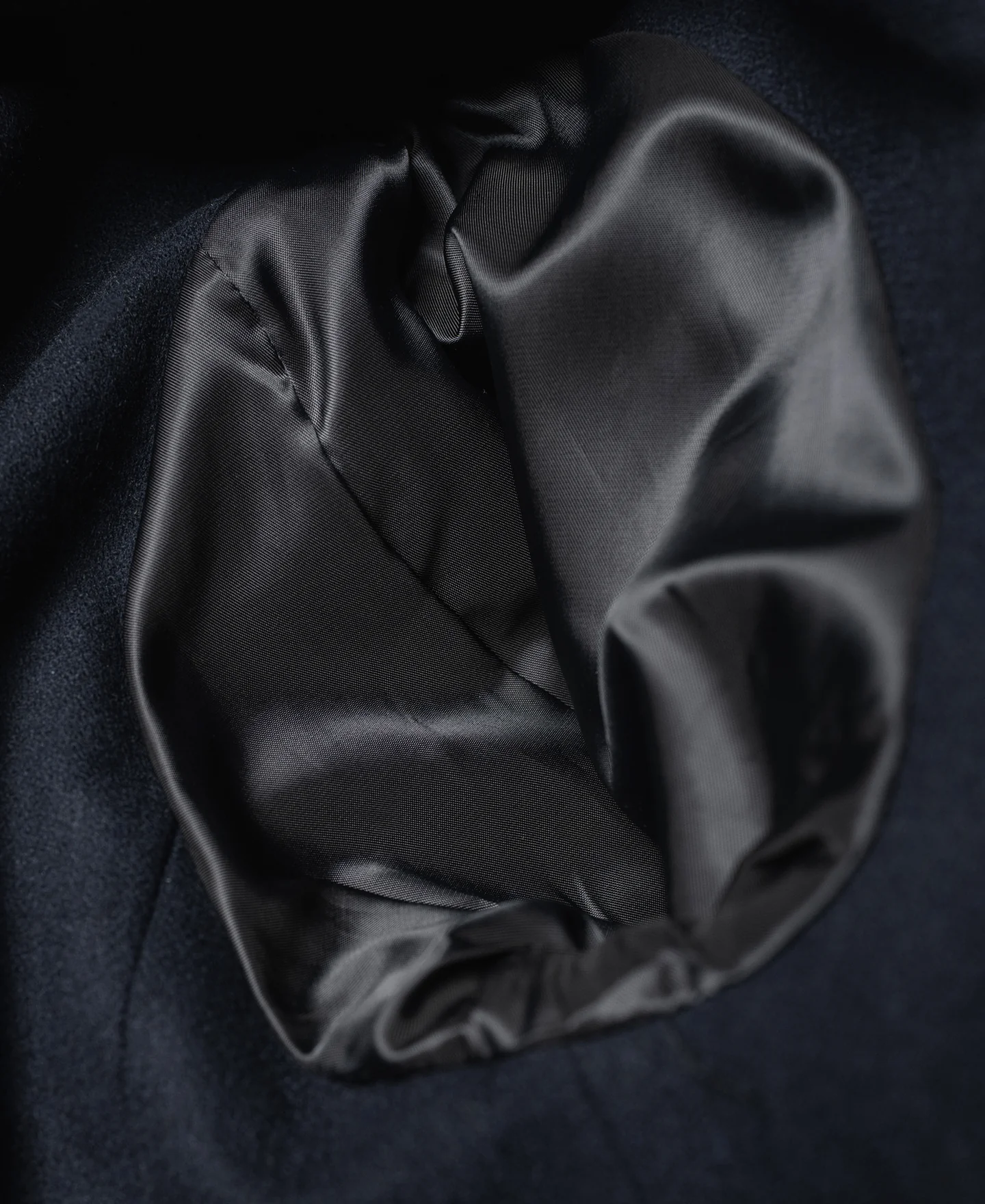Lot 391 Cossack Goatskin Leather Jacket - Image 17