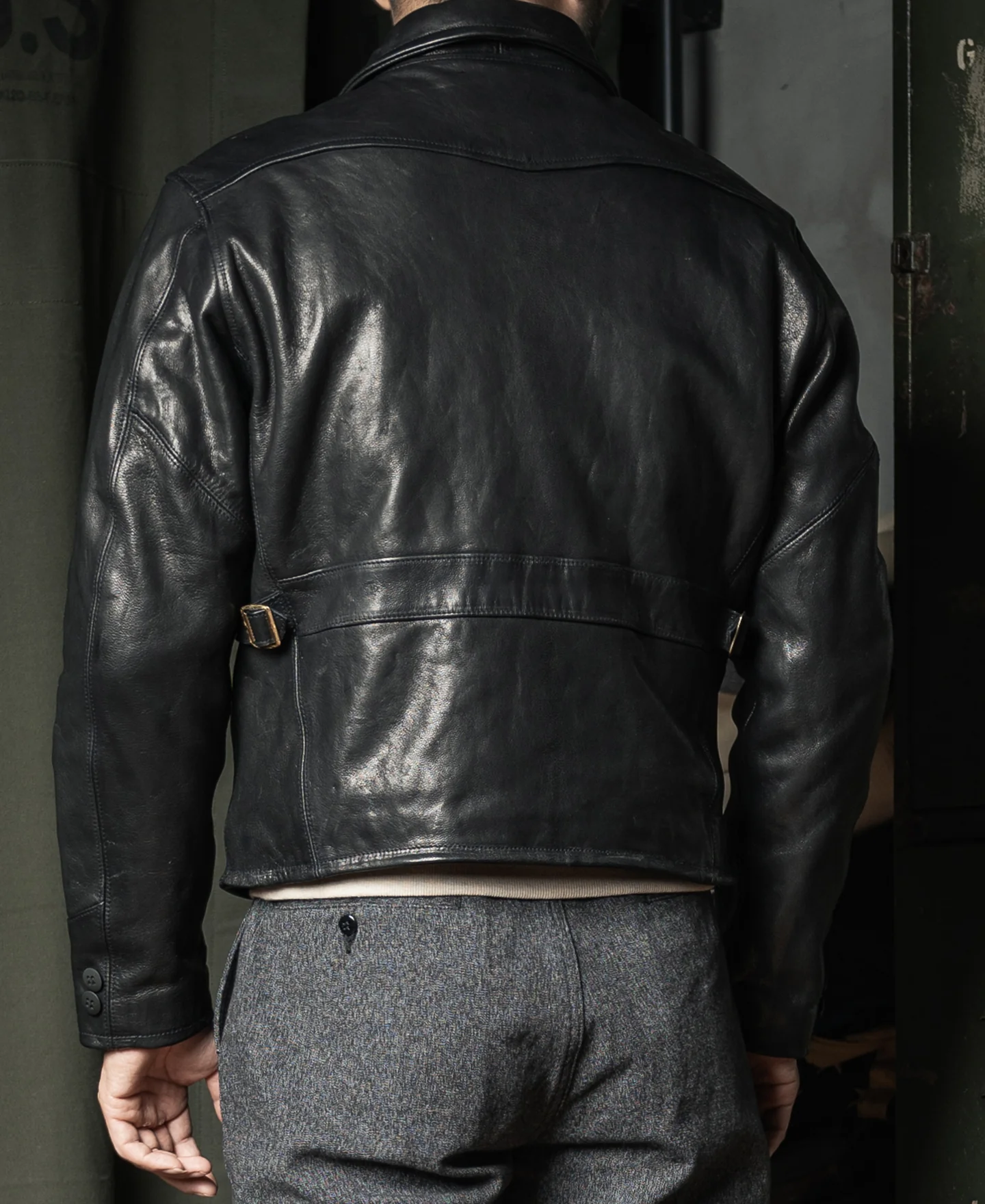 Lot 391 Cossack Goatskin Leather Jacket - Image 5