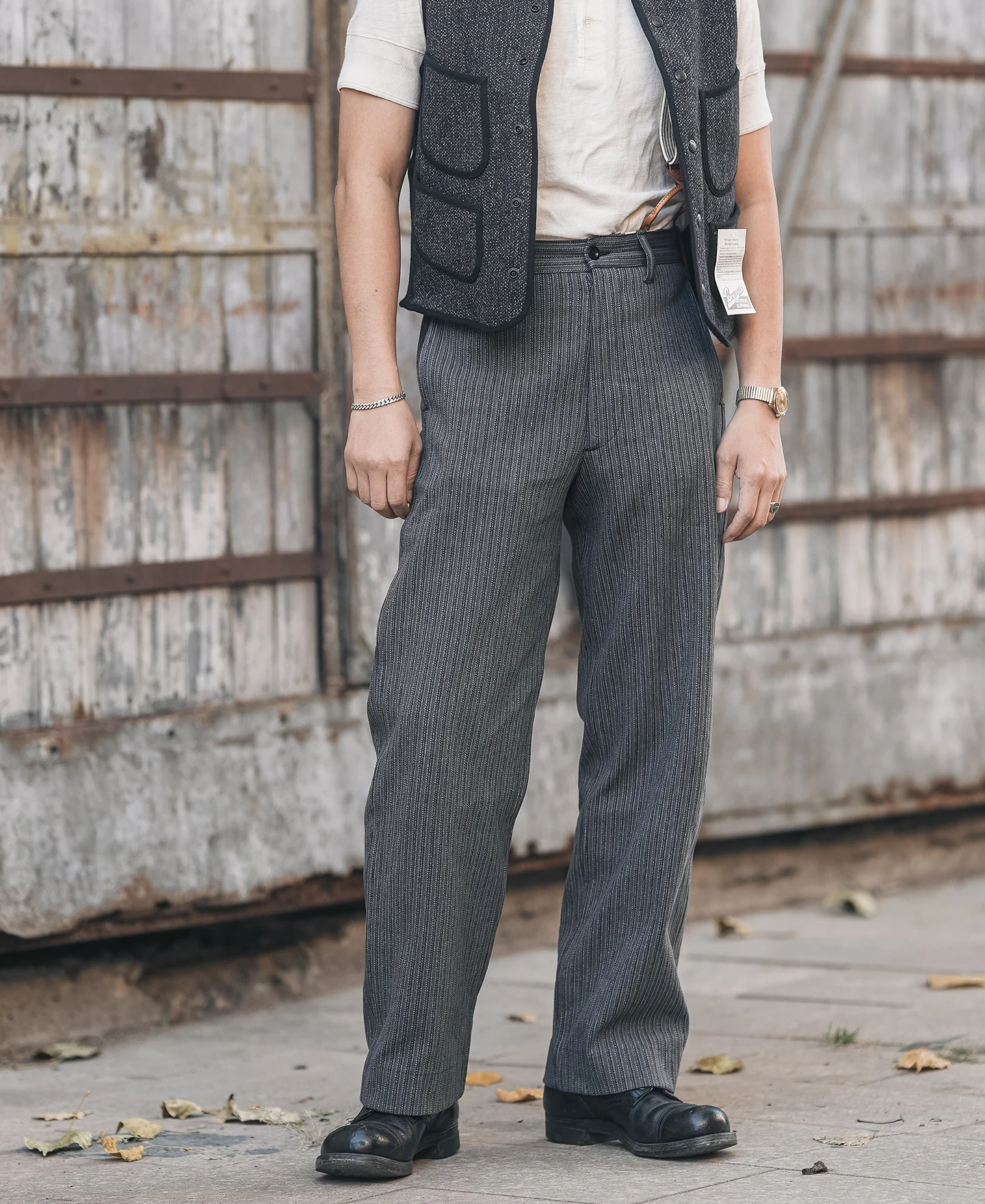 Lot 931 Black & Gray Stripe Pants - Image 4