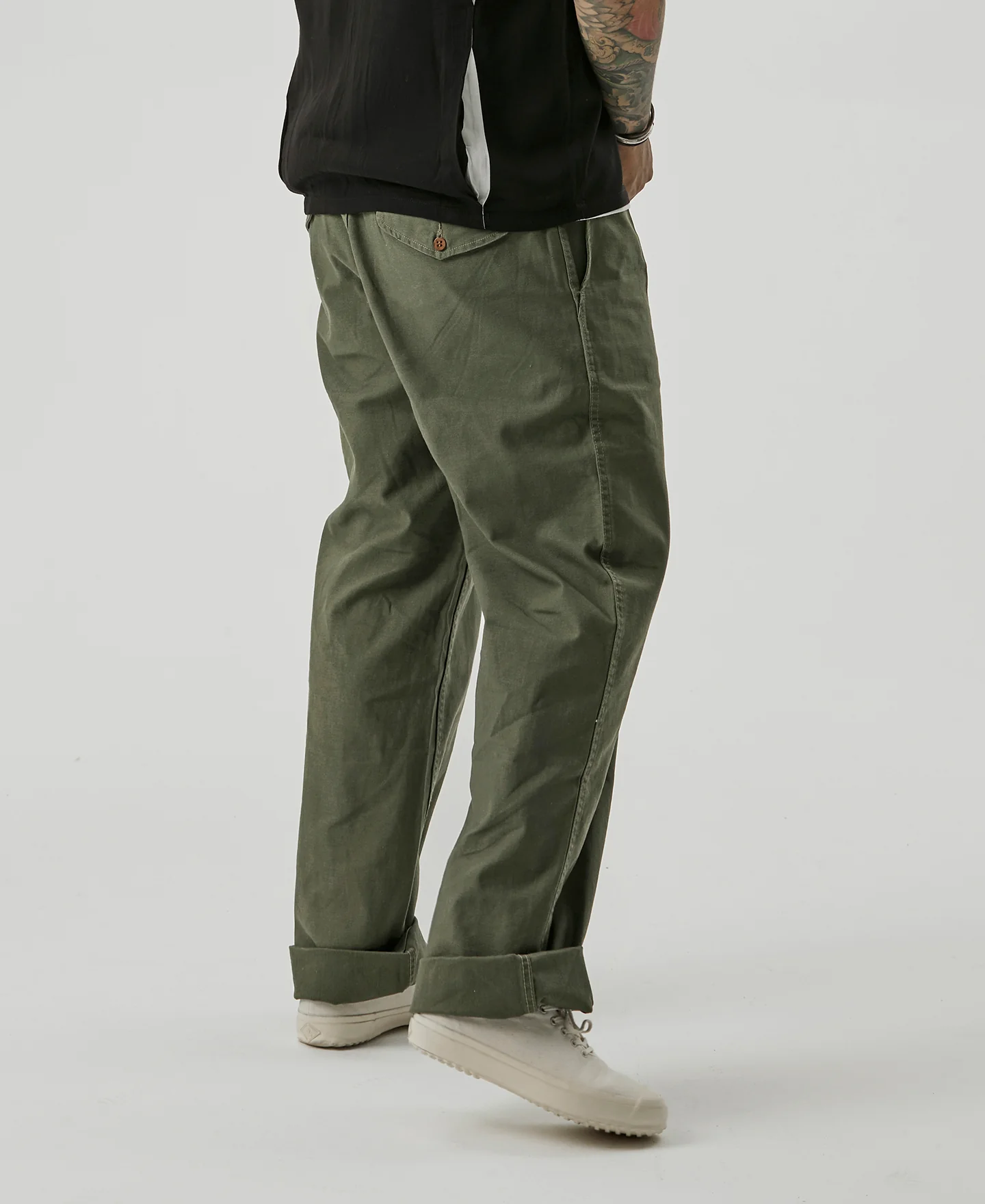 British Army Gurkha Bermuda Pants - Olive - Image 4