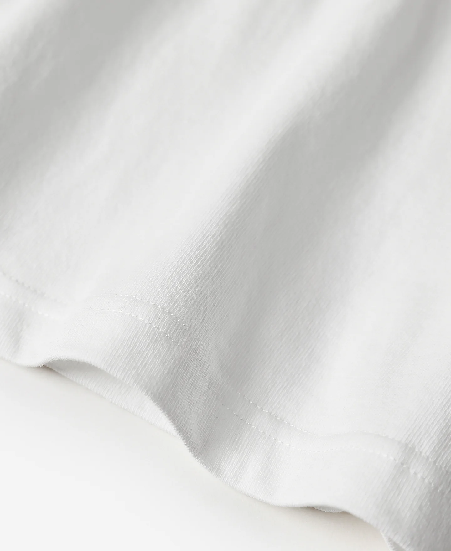 9 oz Cotton Tubular T-Shirt - White - Image 12