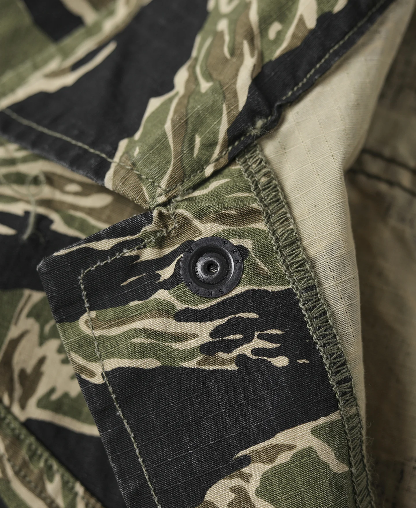 Tiger Stripe Camo Tropical Jungle Fatigue Jacket - Image 12