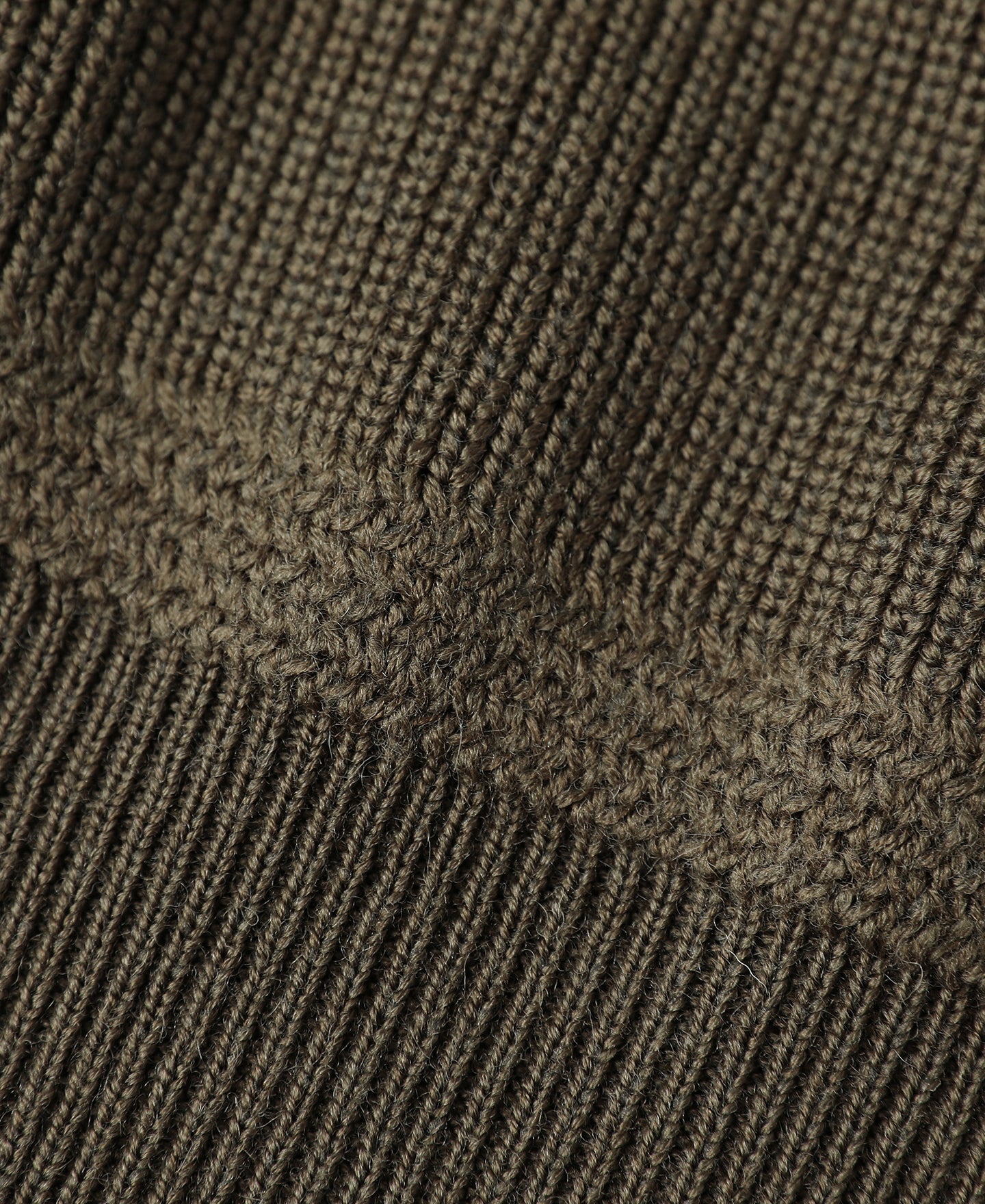 USAAF Type A-1 V-neck Mechanics Sweater - Olive - Image 13